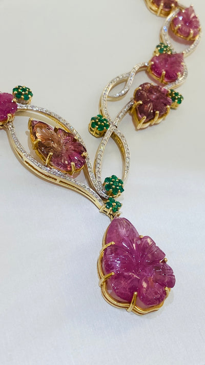 Tourmaline Carved Leaves, Emerald & Diamond Necklace In 18K Yellow Gold - Tresor Collection Detailed view of ruby teardrop pendant with emerald accents – luxury gemstone necklace by Tresor Collection