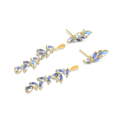 Rainbow Moonstone Pear Shape Earring In 18K Yellow Gold