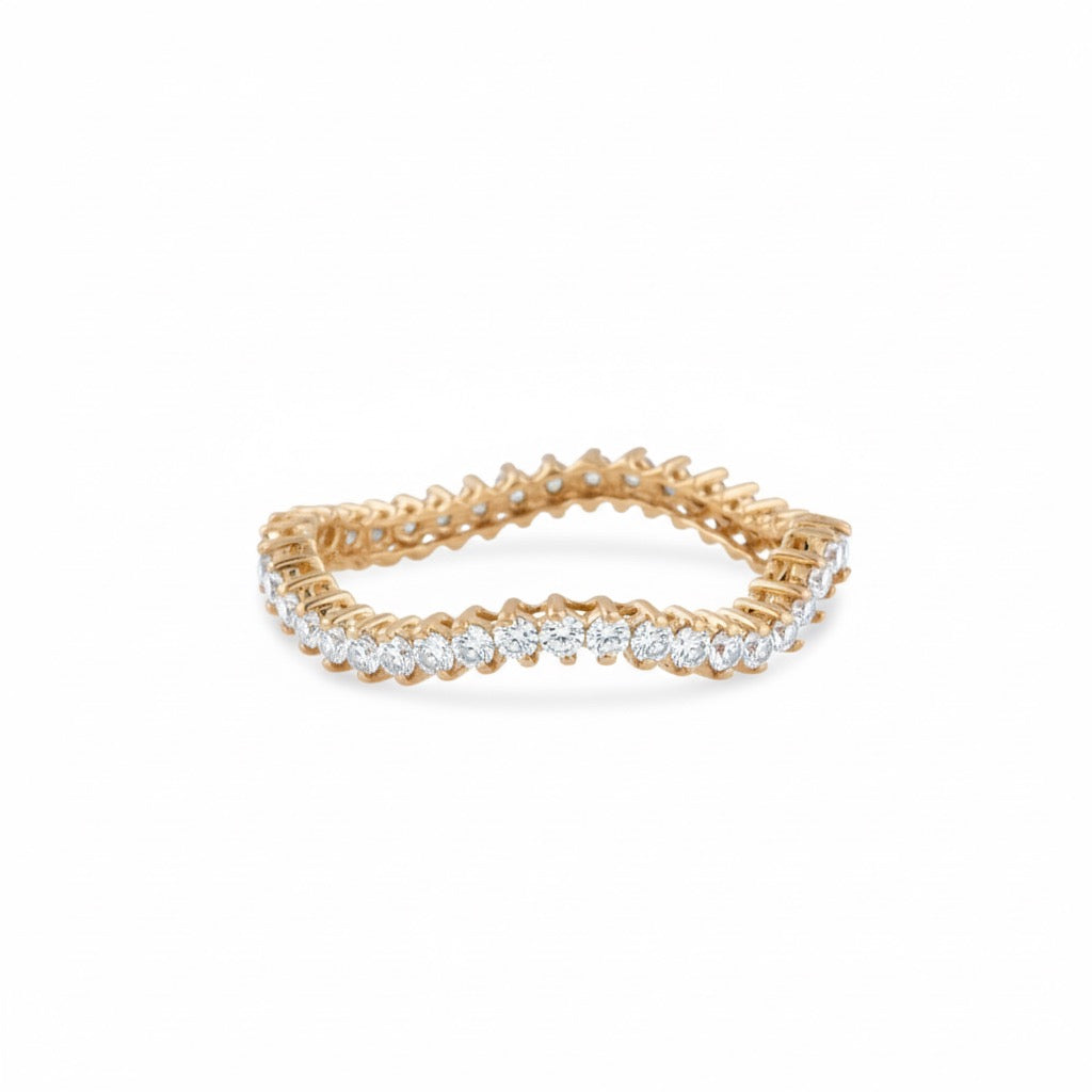 18K Gold Diamond Wave Ring – Modern Classic