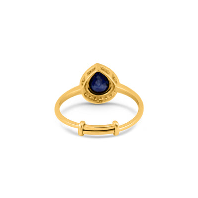 18K gold blue sapphire and diamond ring on white background – elegant fine jewelry by Tresor Collection