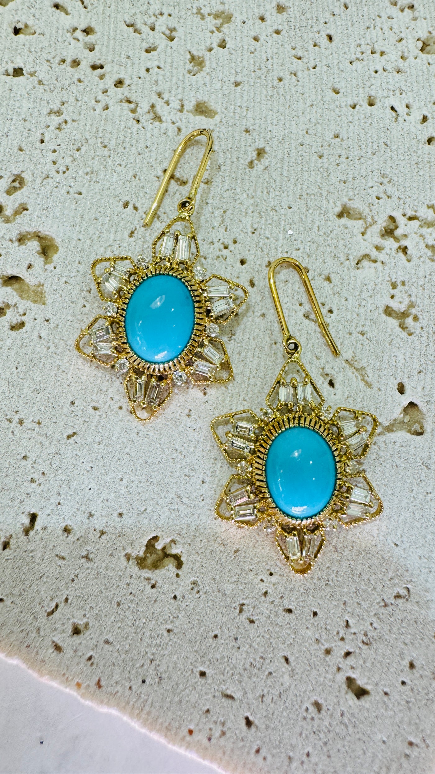 Turquoise Oval & Diamond Earring In 18K Yellow Gold