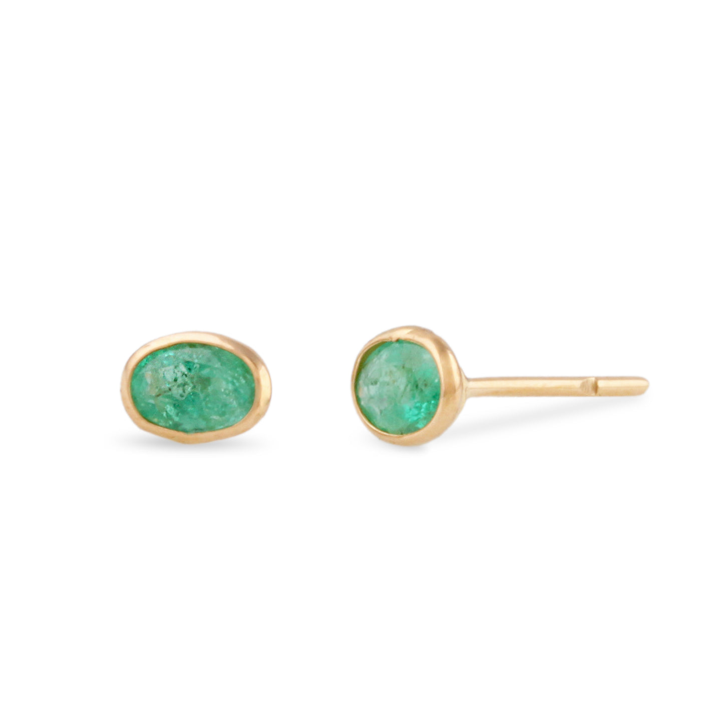 Emerald Oval Stud Earring In 18K Yellow Gold