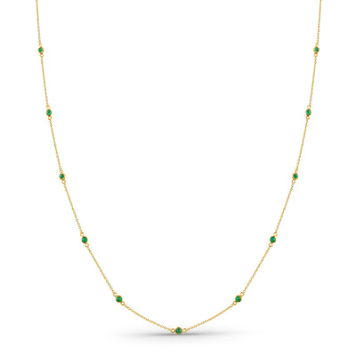 Emerald Round Necklace In 18K Yellow Gold