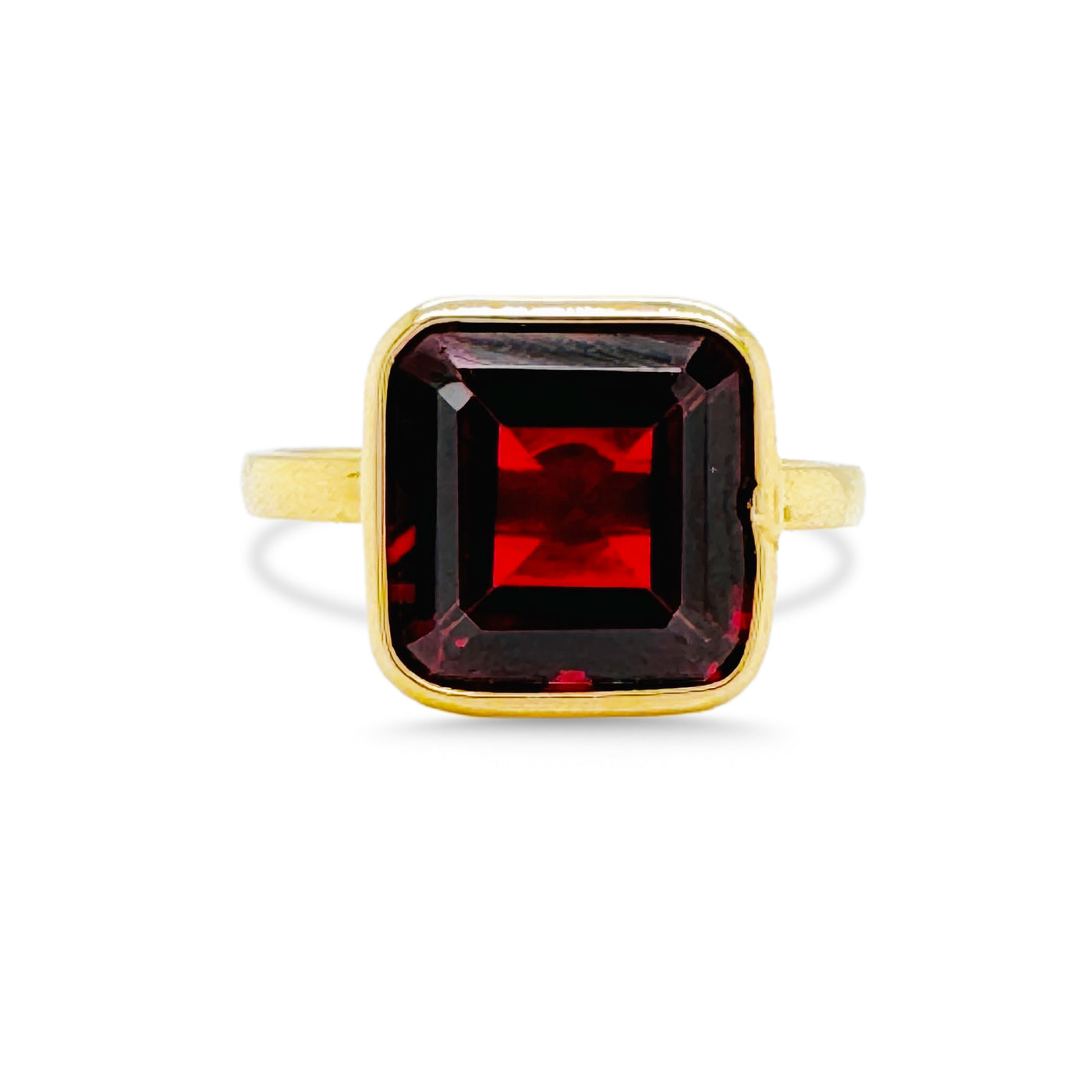 Rhodolite Square Ring In 18K Yellow Gold