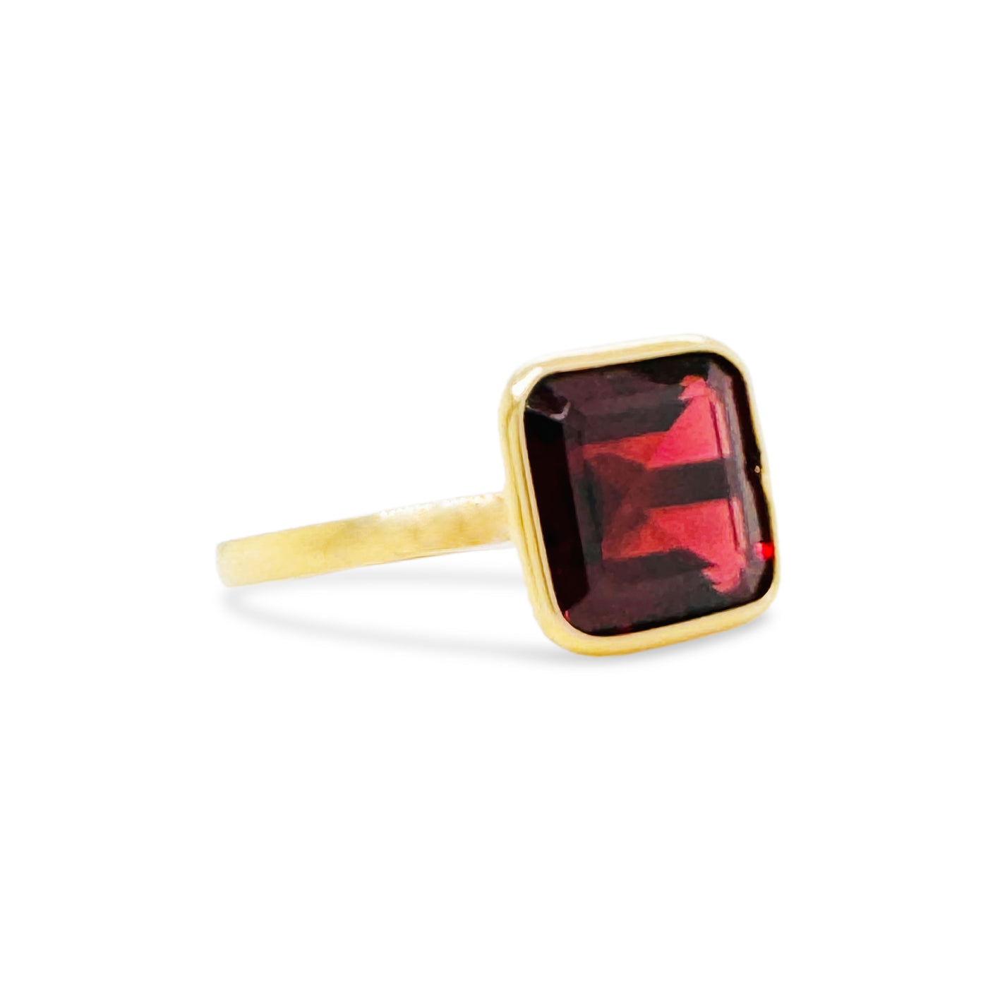 Rhodolite Square Ring In 18K Yellow Gold