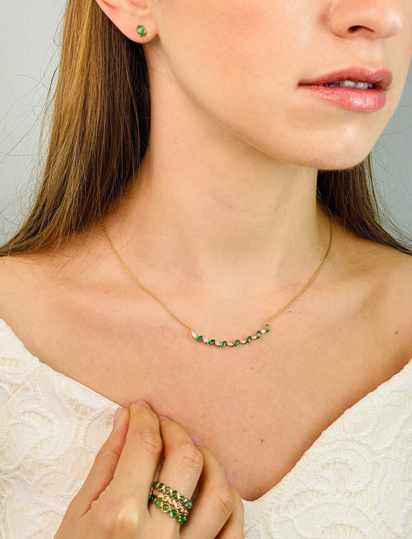 Emerald Marquise And Diamond Necklace In 18K Yellow Gold