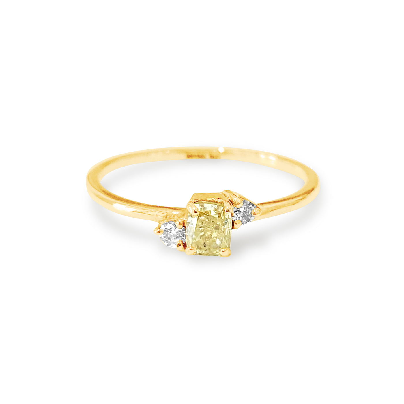 Diamond Ring In 18K Yellow Gold