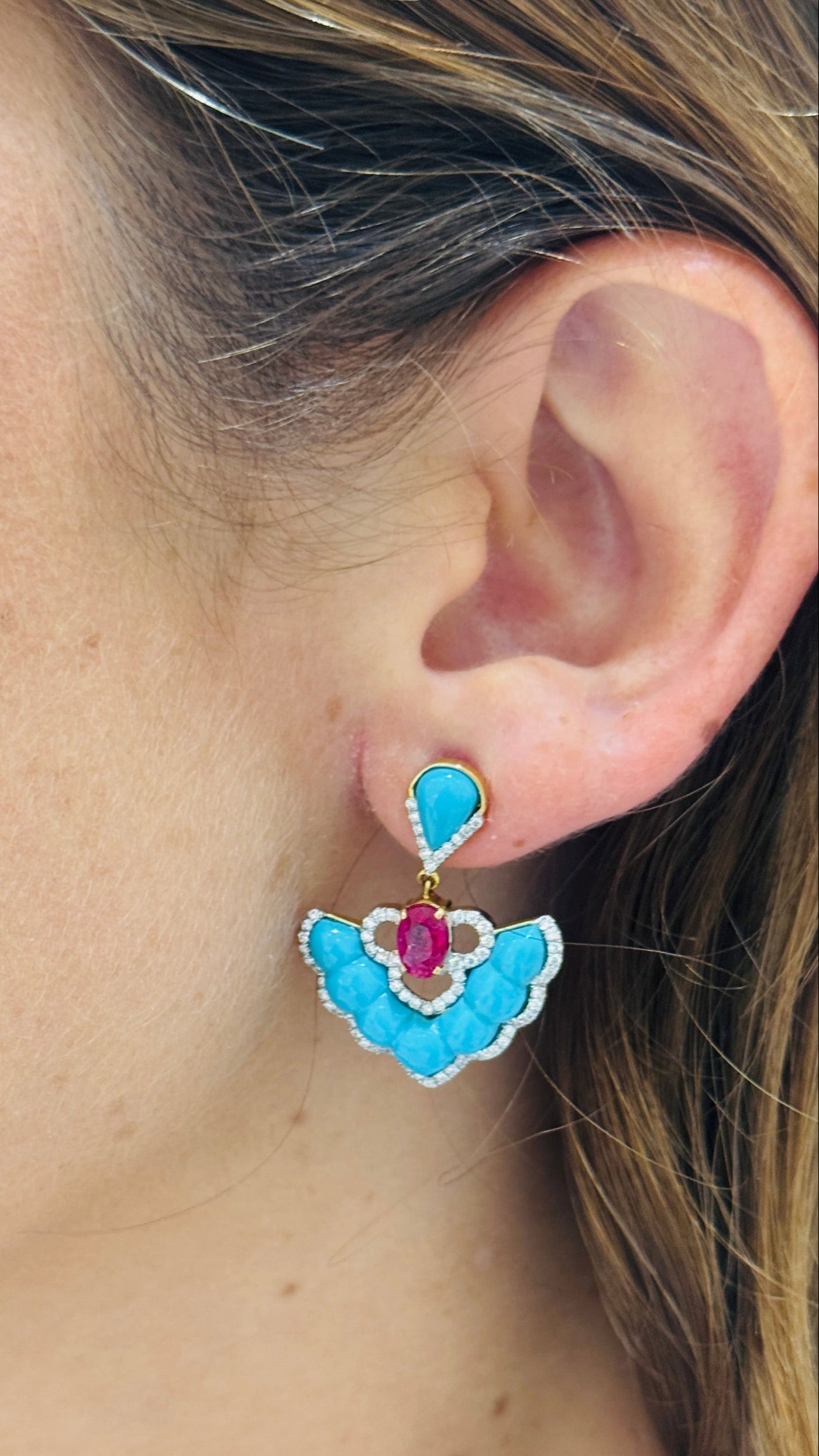 Gemstone & Diamond Earring In 18K Yellow Gold