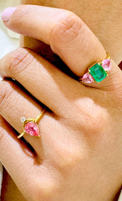 Pear-cut pink tourmaline ring on hand – fine 18K gold gemstone jewelry by Tresor Collection