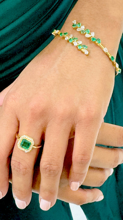 Emerald & Diamond in 18K Yellow Gold