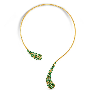 Emerald & Diamond necklace in 18K gold — luxury designer jewelry 18K gold emerald collar necklace flatlay – luxury fine jewelry by Tresor Collection